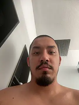 Snapshot of strawberry200512 chatting on November 2025 09:30:01 AM strawberry200512 online show from November 2025 09:30:01 AM