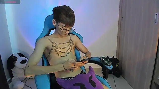 Snapshot of RYO_BLEU_ chatting on December 2025 03:16:02 PM RYO BLEU online show from December 2025 03:16:02 PM