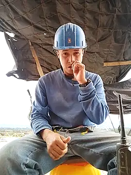 Roquinte online show from December 2025 05:19:02 PM