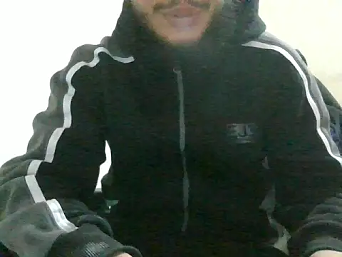 Snapshot of Malessere1922 chatting on December 2025 08:26:01 PM Malessere1922 online show from December 2025 08:26:01 PM