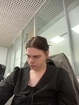 Dona Mafia online show from May 2026 10:51:01 PM