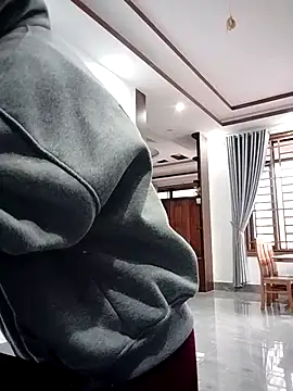   Anna    online show from December 2025 01:10:01 AM