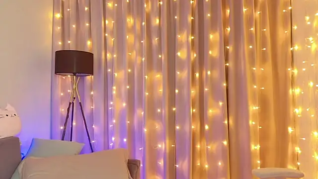 ur shy bambi online show from February 2026 01:09:02 AM