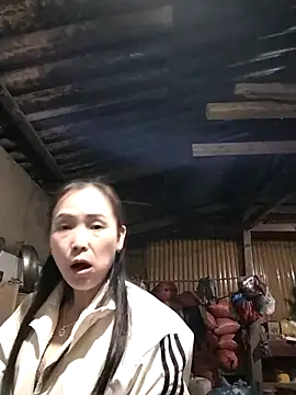 Feeling-hot online show from December 2025 02:34:02 PM