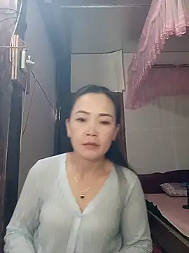 Feeling-hot online show from February 2026 12:50:01 AM