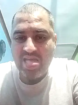 arjunforyou4 online show from December 2025 01:31:01 PM