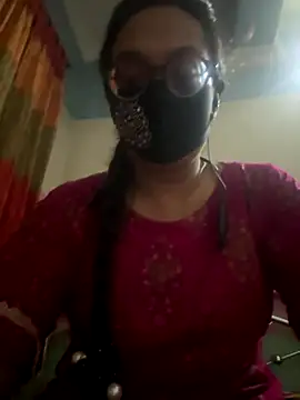 Snapshot of Saguphtah_Chattergy_22 chatting on November 2025 07:43:01 PM Saguphtah Chattergy 22 online show from November 2025 07:43:01 PM