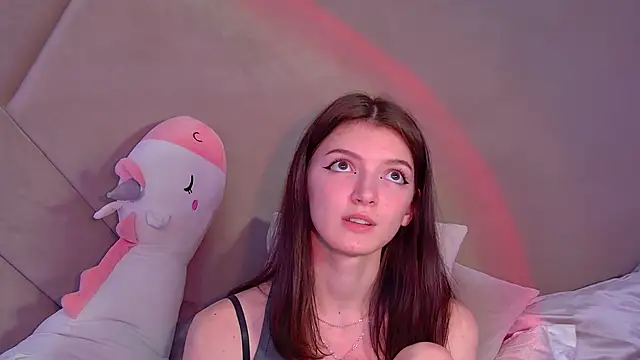 Snapshot of SophiaProve chatting on December 2025 03:26:02 AM SophiaProve online show from December 2025 03:26:02 AM