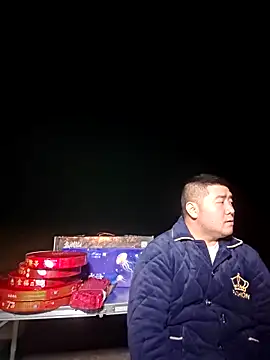 Snapshot of KAIKAI-888 chatting on November 2025 12:15:02 PM KAIKAI-888 online show from November 2025 12:15:02 PM