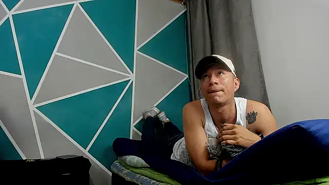 Snapshot of Stiven_gutierrez chatting on November 2025 11:21:02 AM Stiven gutierrez online show from November 2025 11:21:02 AM