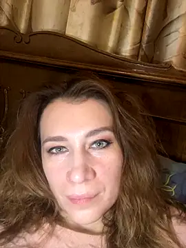 Snapshot of Amirana_hot chatting on November 2025 03:55:01 PM Amirana hot online show from November 2025 03:55:01 PM