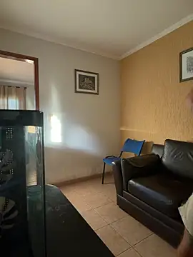 Lucasjandre online show from June 2026 08:11:01 PM