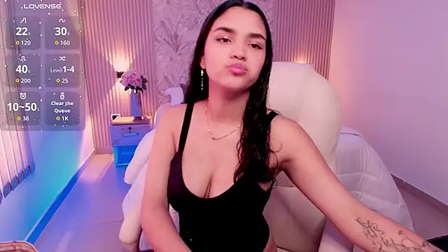 Snapshot of Kim_stonee chatting on November 2025 07:28:01 PM Kim stonee online show from November 2025 07:28:01 PM