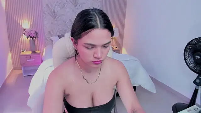 Snapshot of Kim_stonee chatting on December 2025 07:42:01 PM Kim stonee online show from December 2025 07:42:01 PM