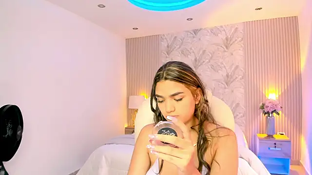 Snapshot of Kim_stonee chatting on January 2026 07:28:02 PM Kim stonee online show from January 2026 07:28:02 PM