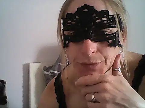 MelleEloa online show from June 2026 01:20:02 PM