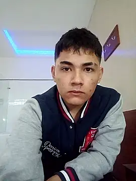 Snapshot of Santiagooo1233 chatting on January 2026 10:59:02 PM Santiagooo1233 online show from January 2026 10:59:02 PM