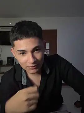 Snapshot of Santiagooo1233 chatting on March 2026 04:14:01 AM Santiagooo1233 online show from March 2026 04:14:01 AM