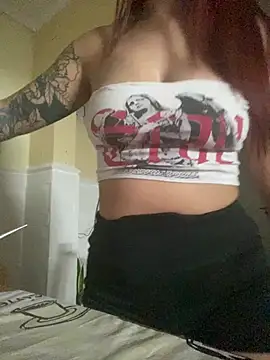 Taurina0105 online show from March 2026 07:15:01 AM