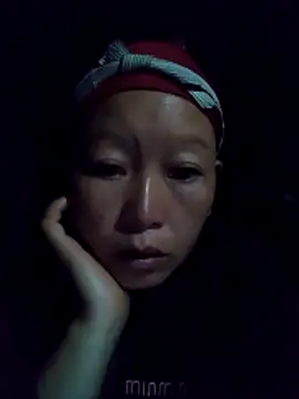 girl-hot2x online show from December 2025 10:28:01 PM