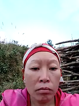 girl-hot2x online show from December 2025 10:13:02 AM