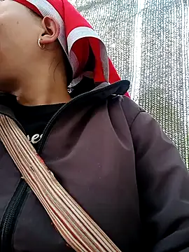 girl-hot2x online show from January 2026 07:02:01 AM