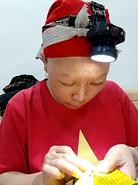 girl-hot2x online show from March 2026 02:17:02 PM