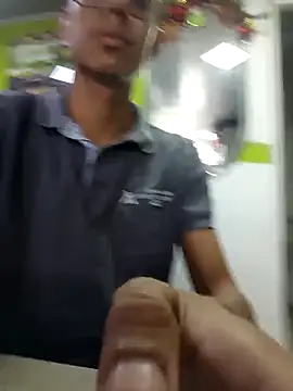 Snapshot of yesua28 chatting on December 2025 07:09:01 PM yesua28 online show from December 2025 07:09:01 PM