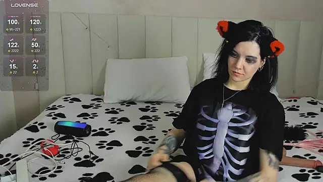 Lina Moony online show from February 2026 01:54:01 AM