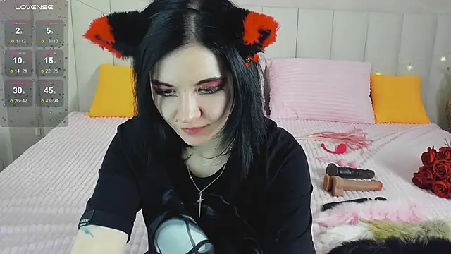 Lina Moony online show from February 2026 01:57:02 AM