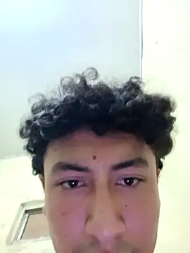 Snapshot of Novato_o chatting on March 2026 04:29:02 AM Novato o online show from March 2026 04:29:02 AM