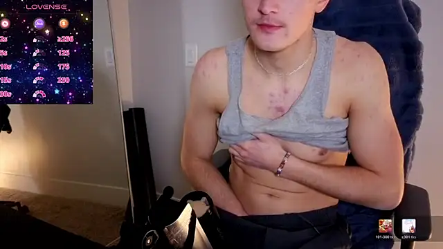 Snapshot of sculpteddesire chatting on April 2026 06:08:02 PM sculpteddesire online show from April 2026 06:08:02 PM