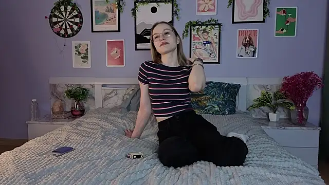 Snapshot of blossomguilt chatting on November 2025 11:31:02 AM blossomguilt online show from November 2025 11:31:02 AM