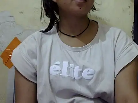 Snapshot of Anika_Singh chatting on May 2026 06:15:02 PM Anika Singh online show from May 2026 06:15:02 PM