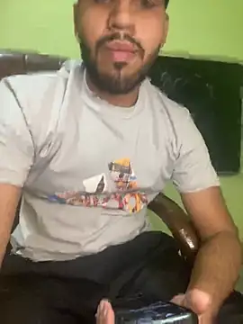 hotyyyyjonny online show from April 2026 04:12:02 PM