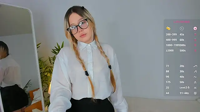 Love audirs6 online show from December 2025 01:29:01 PM