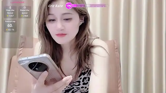 Snapshot of Summer-C chatting on June 2026 03:04:02 AM Summer-C online show from June 2026 03:04:02 AM