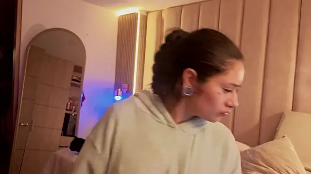 Iamnyxy online show from March 2026 10:54:02 AM