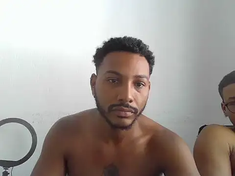 Snapshot of PutosRJ chatting on November 2025 02:39:02 PM PutosRJ online show from November 2025 02:39:02 PM