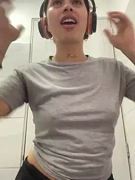 Dreana online show from January 2026 02:54:02 PM