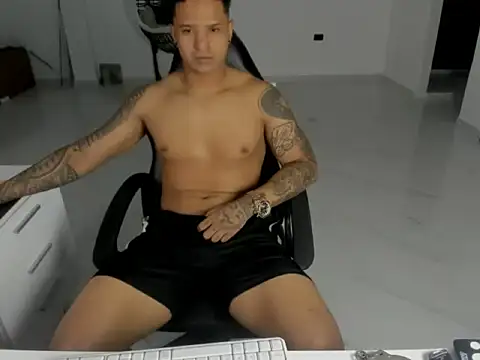 master leather online show from April 2026 06:32:01 AM