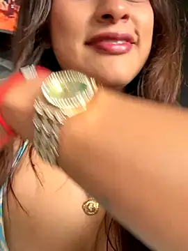 valeria absurdah online show from December 2025 07:21:01 PM