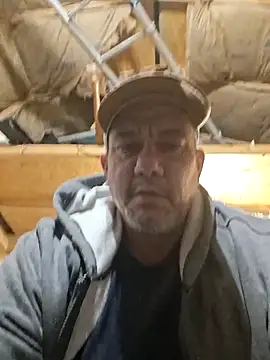 Snapshot of tdawg220v chatting on November 2025 05:52:01 AM tdawg220v online show from November 2025 05:52:01 AM