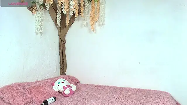 MISS SAMMYROSE online show from May 2026 11:33:02 PM