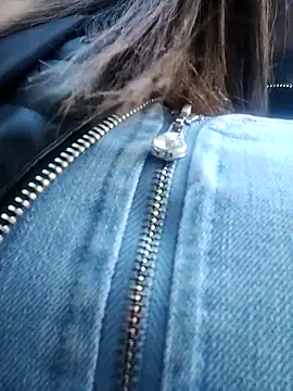 Snapshot of la_beba20 chatting on December 2025 09:57:01 PM la beba20 online show from December 2025 09:57:01 PM