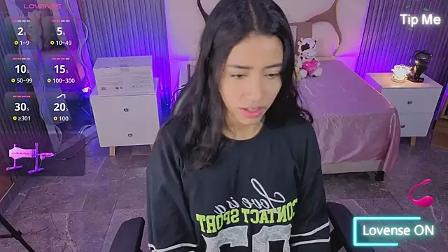 Snapshot of Joselyn_tay chatting on July 2026 12:07:01 PM Joselyn tay online show from July 2026 12:07:01 PM