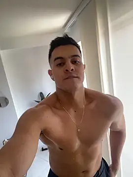 Mason bennet online show from April 2026 03:30:02 PM