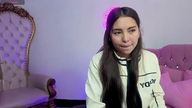 Snapshot of ISABELA_TAY chatting on May 2026 12:11:01 PM ISABELA TAY online show from May 2026 12:11:01 PM