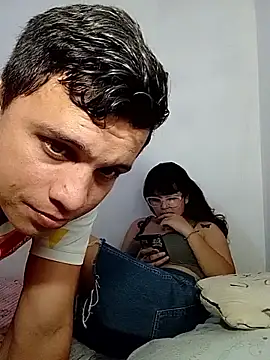 dulce pareja online show from November 2025 03:55:01 PM