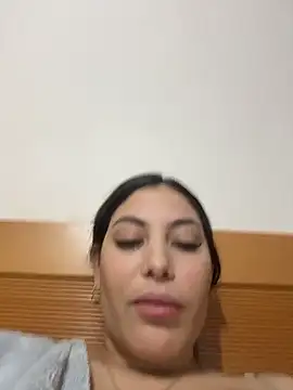 Anna Bitch Disgusting online show from January 2026 06:18:02 AM